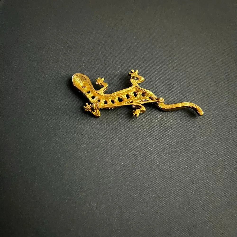 Gold Tone Gecko Lizard Brooch Rhinestone Greeb Eyes Animal Pin Statement‎ 2.75